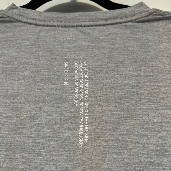 Hurley Gray Long Sleeve Tee with Crew Neck - Picture 5 of 8